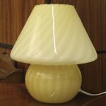 758 5176 TABLE LAMP